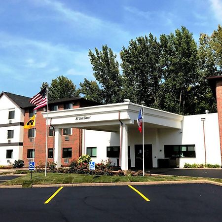 Heartland Inn Coralville Buitenkant foto