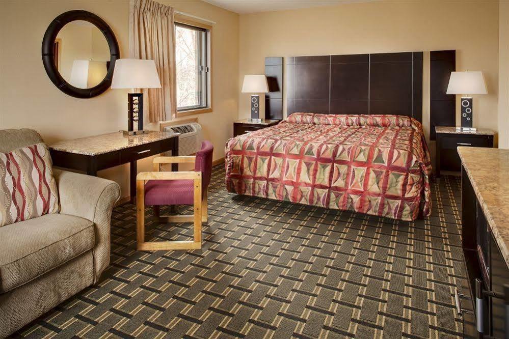 Heartland Inn Coralville Buitenkant foto